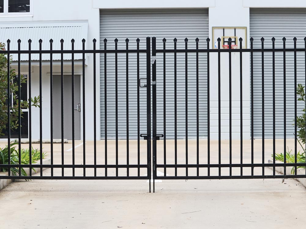 Double Swing Gate Double Swing Gate